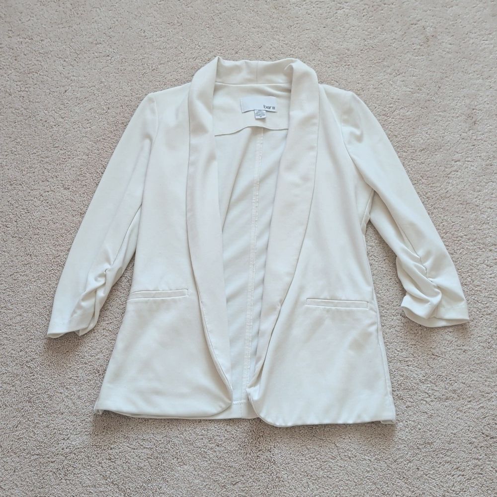 Bar III Women's Lightweight Ruched Sleeve Blazer Size M